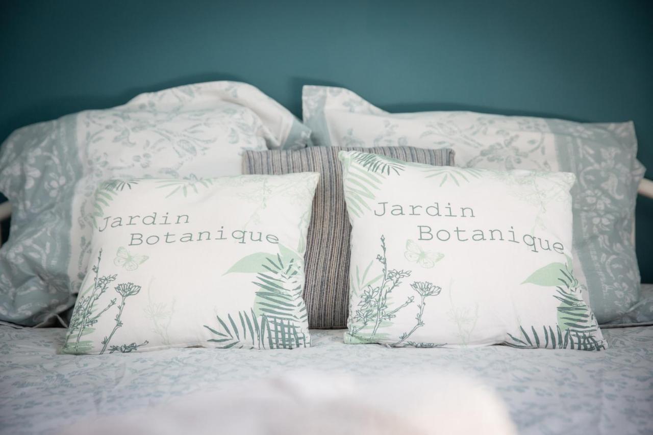 Maison Du Jardin Botanique 7 Min Centre Et Gare Homestay